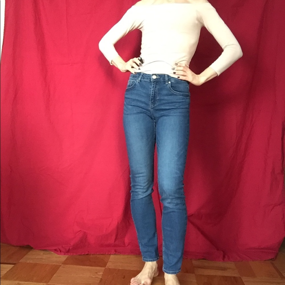 Jeans, top listed separately.